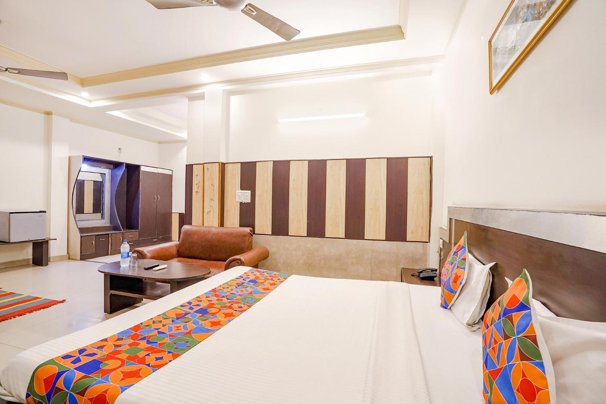 Fabhotel Prashant Palace Mysore Luaran gambar