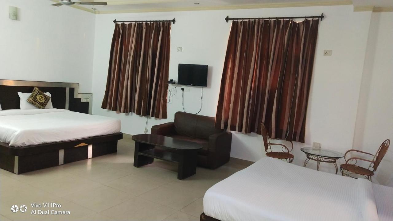 Fabhotel Prashant Palace Mysore Luaran gambar