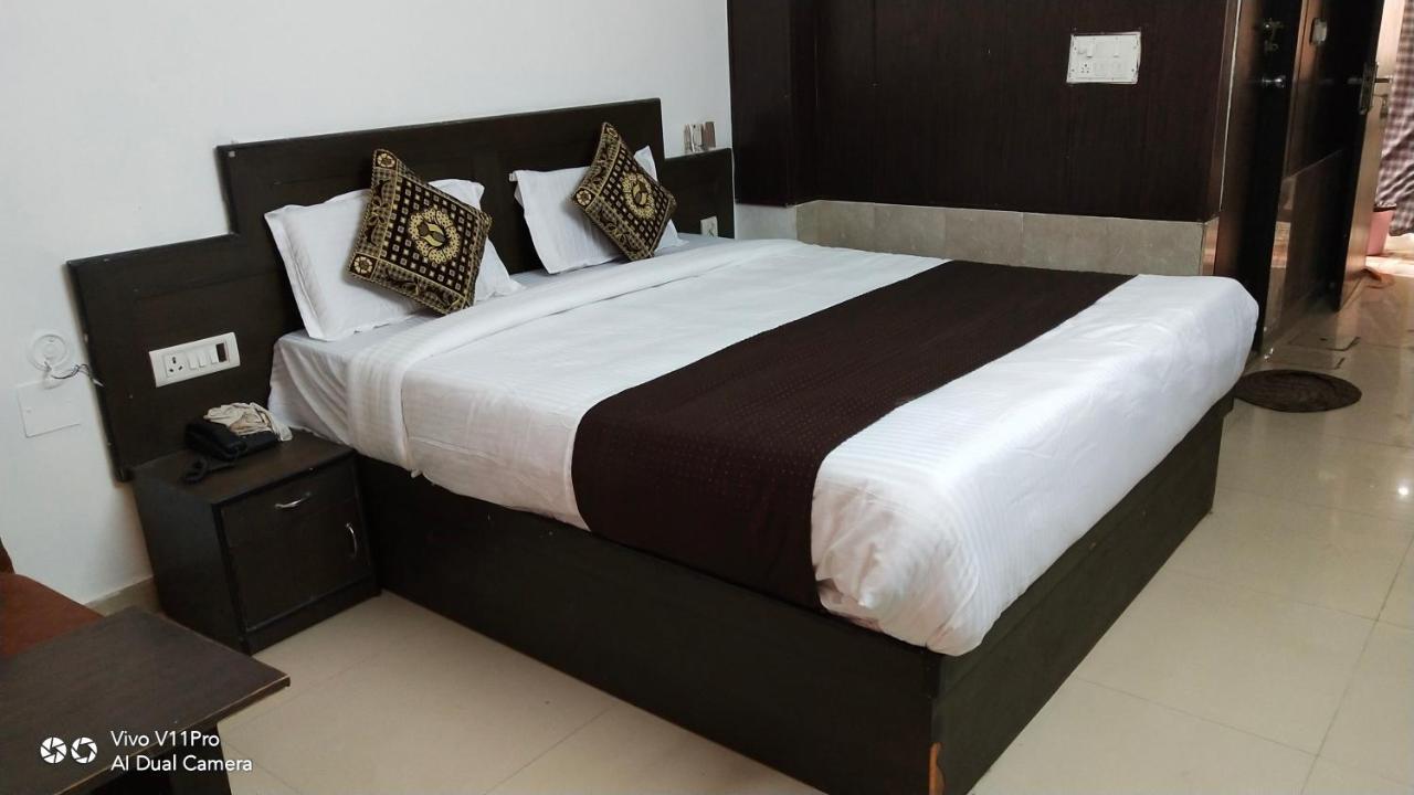 Fabhotel Prashant Palace Mysore Luaran gambar